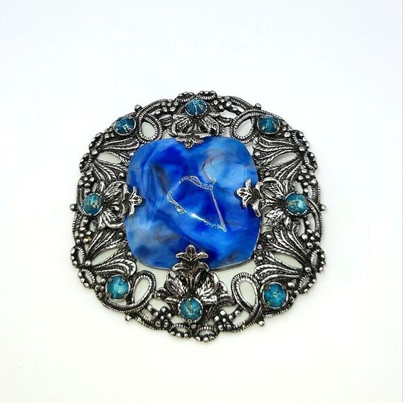 Ornate brooch pin,  blue and burnished silver tone - Picture 1 of 5